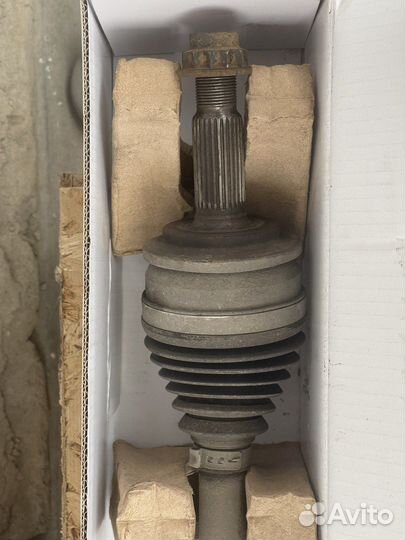 Привод левый на Toyota Corolla 150 (тойота королла