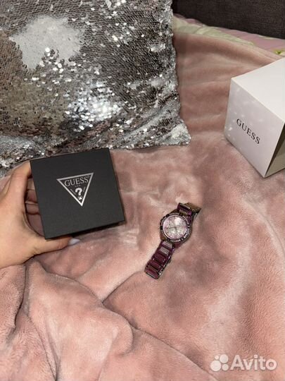 Женские часы guess GW0044L1