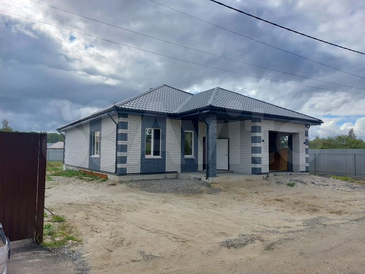 Дом 185 м² на участке 8 сот.