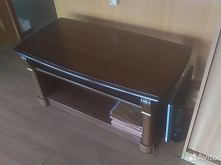 Тумбочка дуб