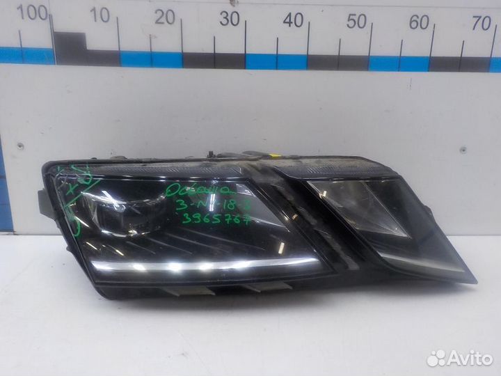 Фара правая Skoda Octavia
