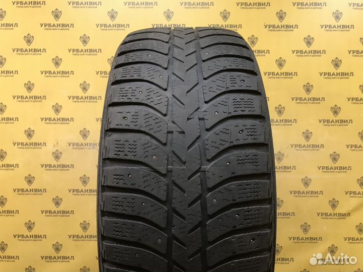 Bridgestone Ice Cruiser 5000 215/50 R17 91T