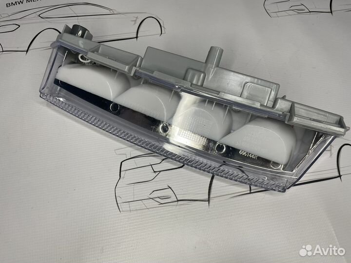 Правый ходовой огонь Mercedes W246 W176 W242 новый