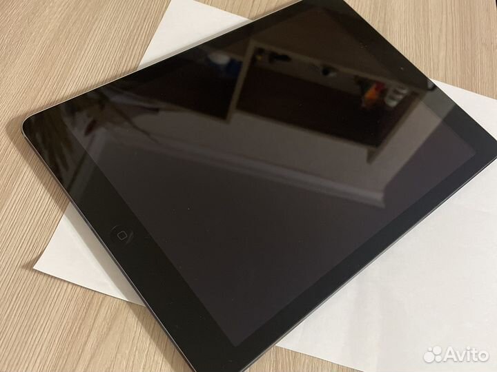 Планшет Apple iPad air