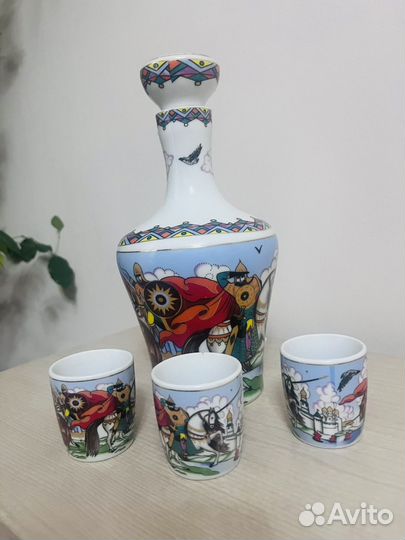 Богатыри. Стопки и графин под водку