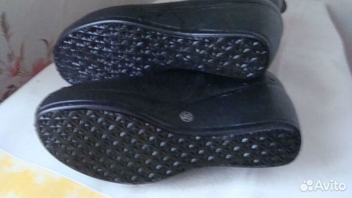 Зимние женские сапоги натур. кожа, мех, р-р35