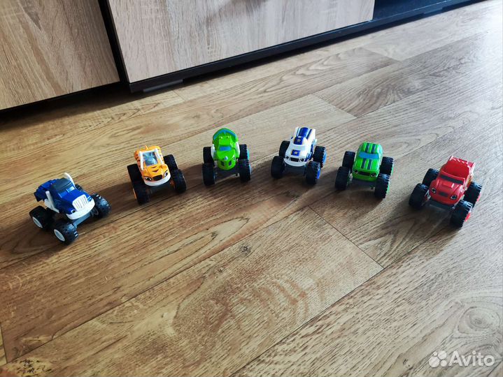 Вспыш и чудо машинки