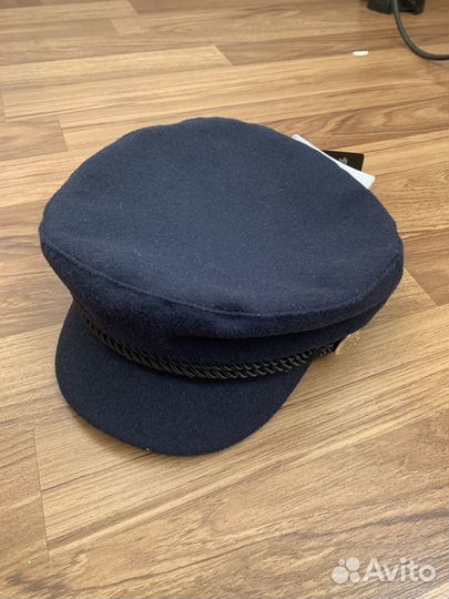 Кепка новая H&M