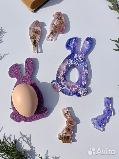 Пасхальная подставка Заяц из эпоксидной смолы