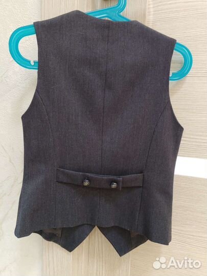 Жилетка для девочки школьная 134 140