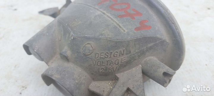 Противотуманная фара правая Хонда Аккорд