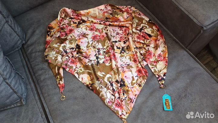 Шелковый платок новый