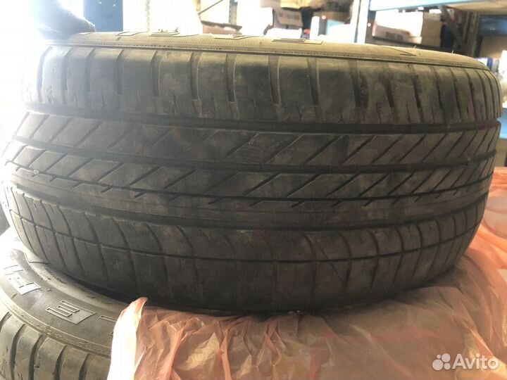 Goodyear Eagle F1 Asymmetric SUV 4x4 275/45 R20