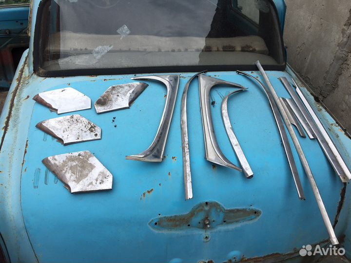 Автомобили на запчасти