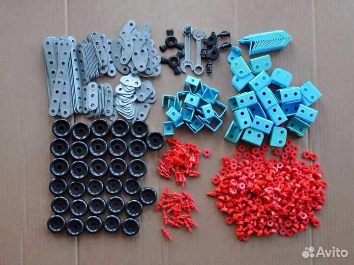 Конструкторы для мальчиков и девочек