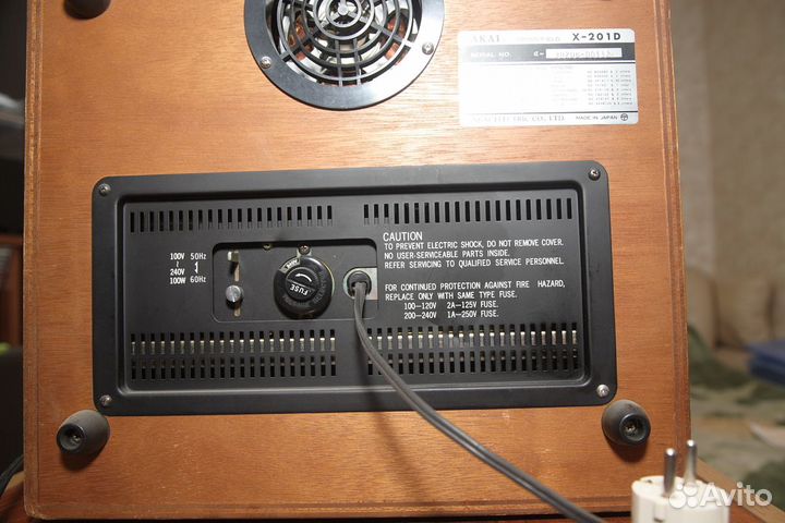 Катушечный магнитофон 