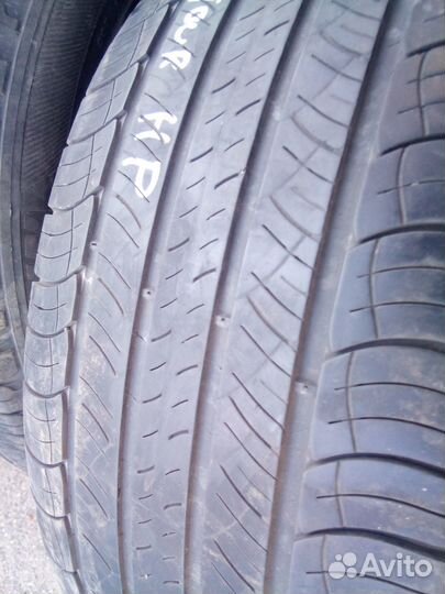 Michelin Latitude Tour HP 235/55 R19