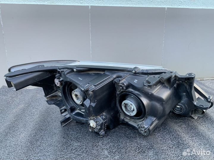 Фара левая toyota camry 50