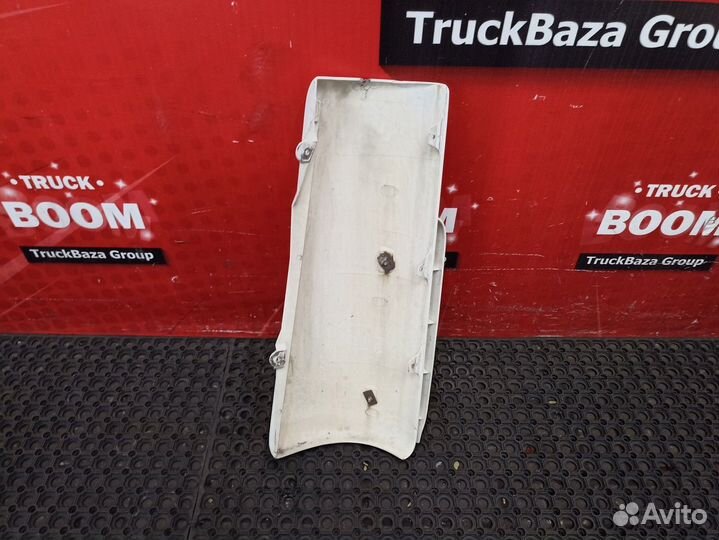 Дефлектор кабины правый