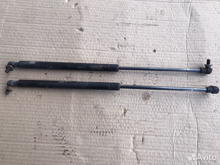 Упоры багажника Chevrolet Lacetti