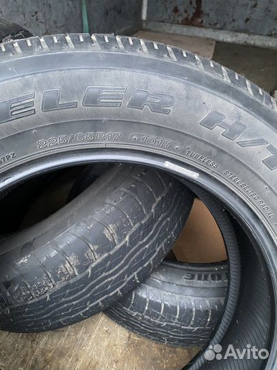 Bridgestone Dueler H/T 225/65 R17