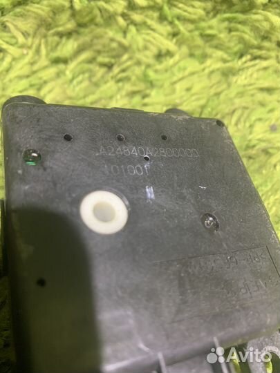 Сервопривод заслонок печки Nissan Teana J32