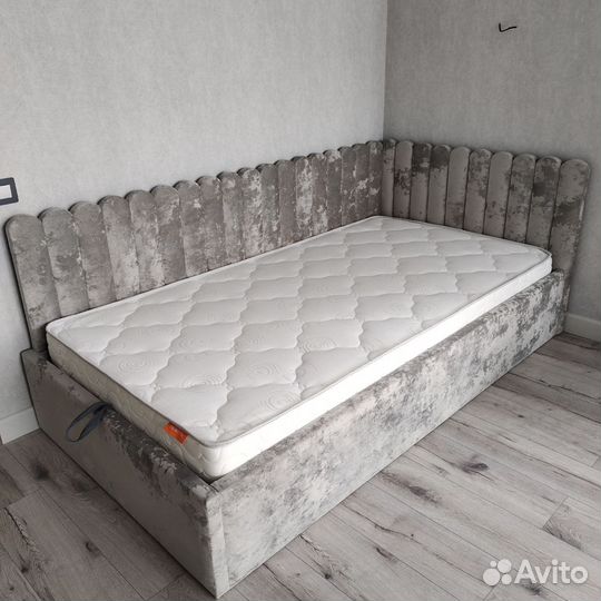 Диван-кровать детская 