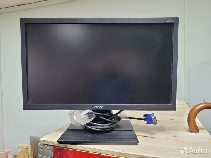 Мониторы б/у