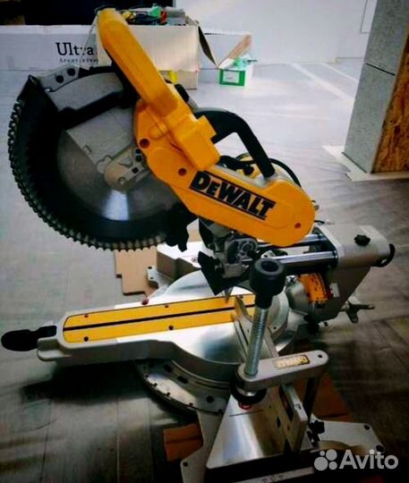 Торцовочная пила dewalt dws 780
