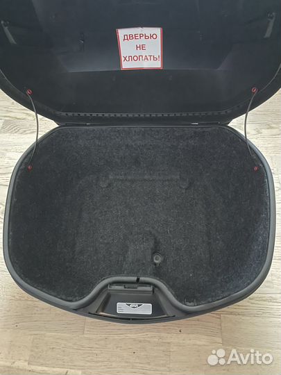 Центральный кофр с креплением на Honda CB1000R