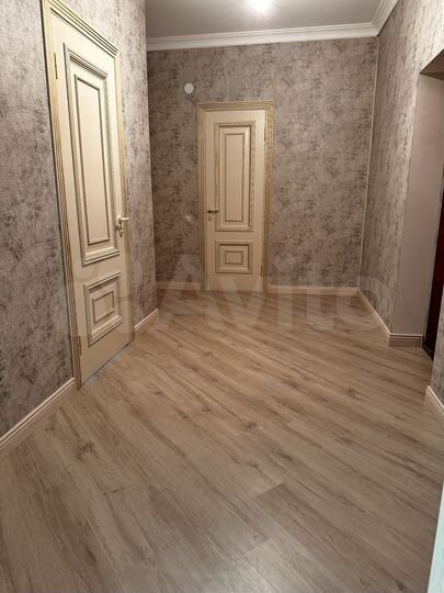 2-к. квартира, 68 м², 6/10 эт.