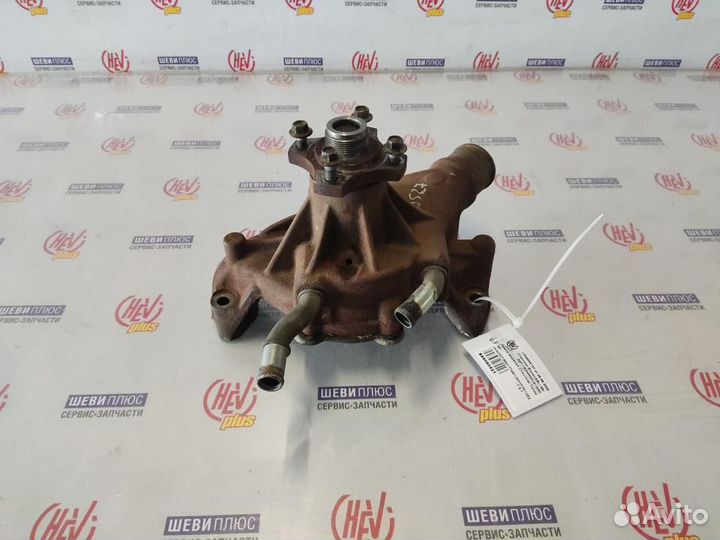 Помпа водяная Cadillac Escalade