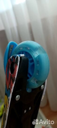 Самокат детский трехколесный новый