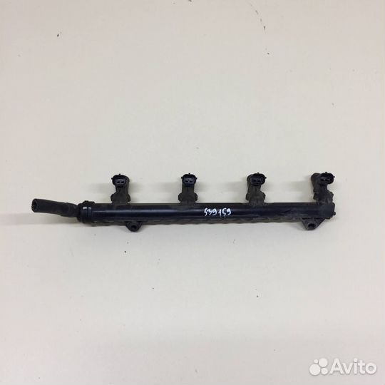 Рейка топливная рампа Volkswagen Polo MK5 2011-202