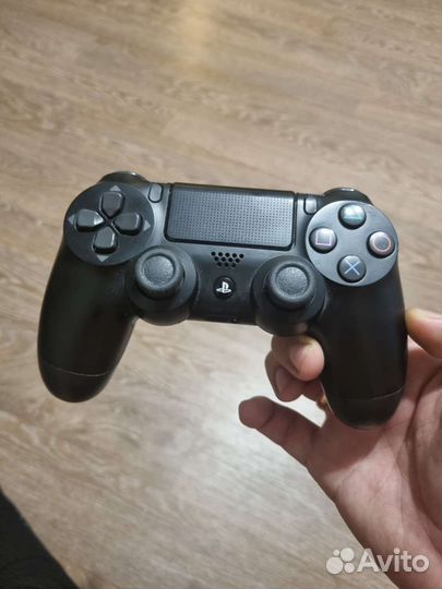 Джойстик dualshock ps4
