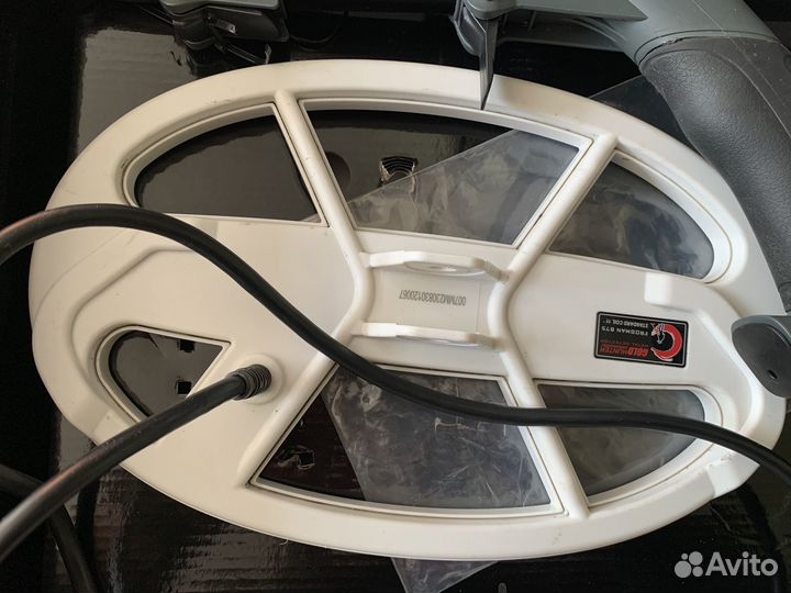 Металлоискатель Gold Hunter B75