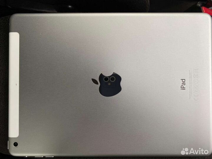 iPad Air 32 GB Wi-Fi+Cellular