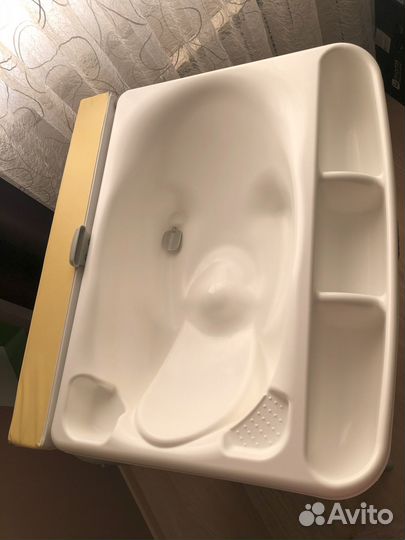 Ванночка с пеленальным столом CAM