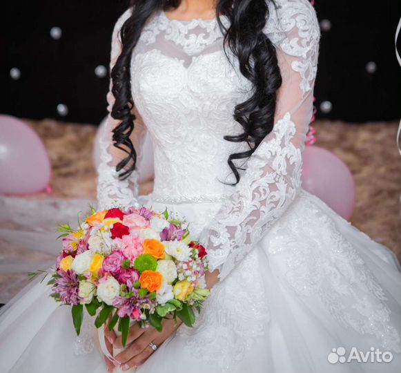 Свадебное платье