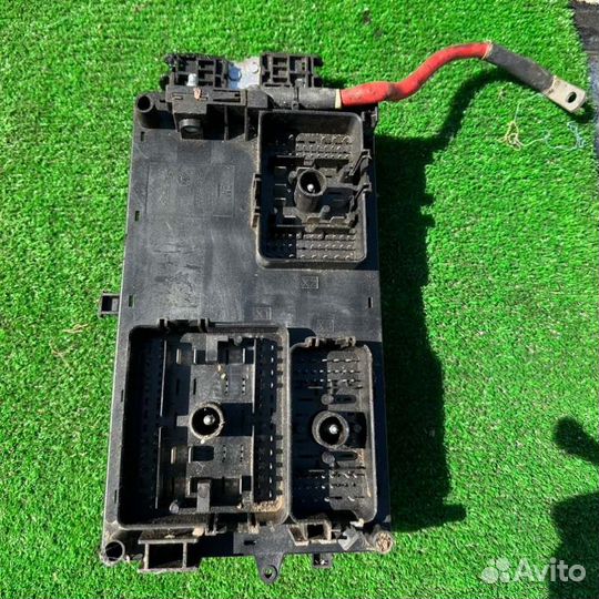 Блок предохранителей Opel Insignia 2.0 2009