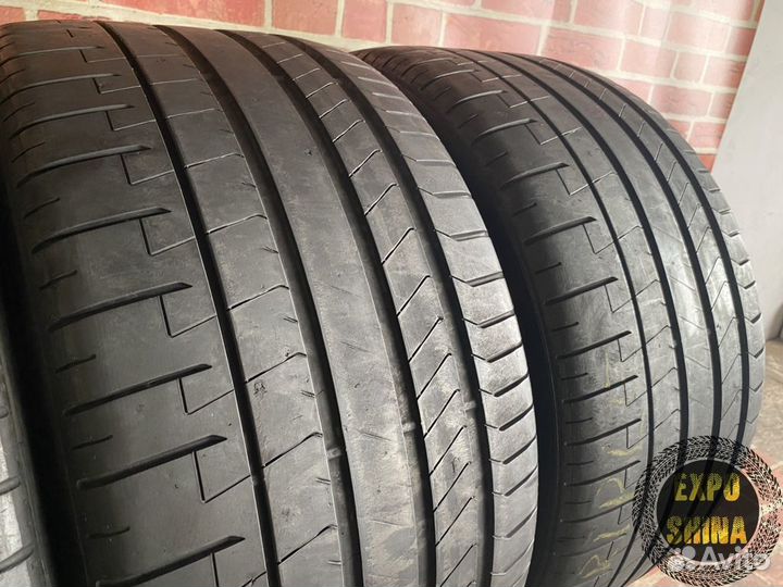 Pirelli P Zero PZ4 315/30 R22 и 295/35 R21 107Y