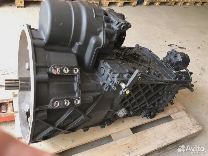 Коробка переключения передач 16s1825 ZF 1341031047