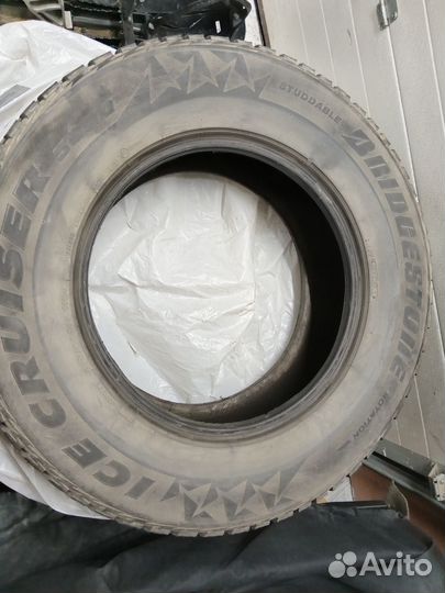 Bridgestone Ice Cruiser 5000 275/65 R17 115T