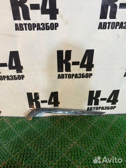 Молдинг бампера передний правый LADA Granta FL