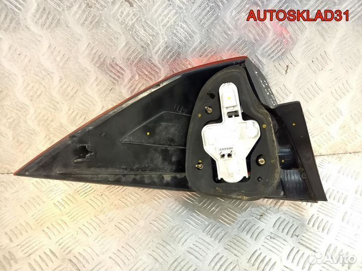 Фонарь задний правый Renault Megane 2 8200142681