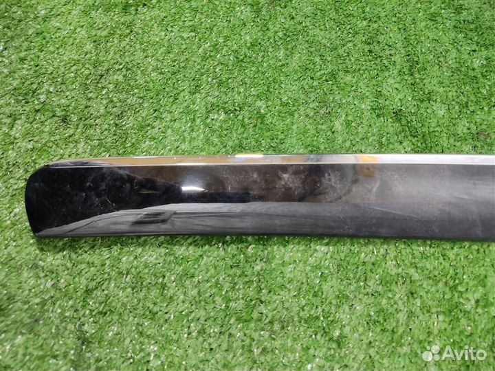 Накладка двери Mercedes Benz ML W164 2007