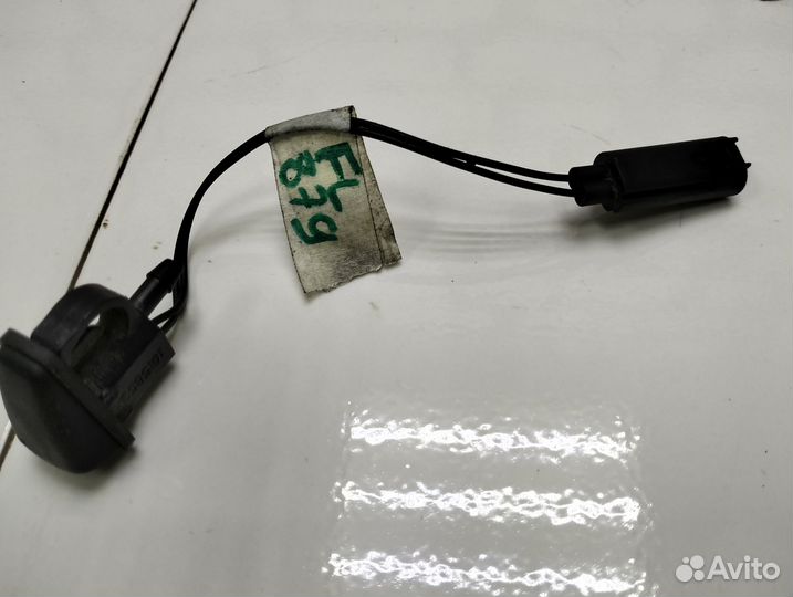 Форсунка омывателя лобового стекла Range Rover Spo