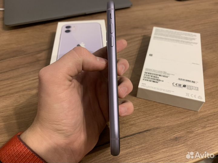 iPhone 11, 128 ГБ