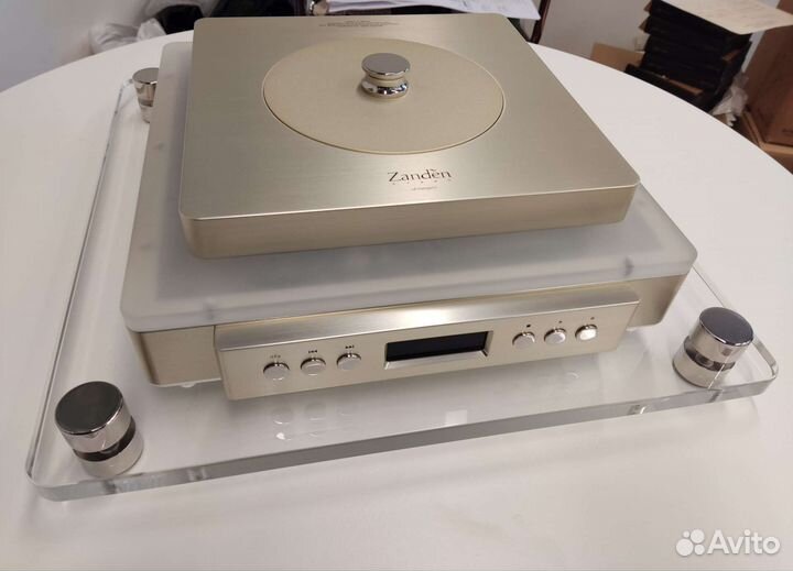 Zanden 2000P CD Transport