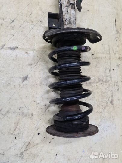 Амортизатор передний левый Volvo S40 2004-2012